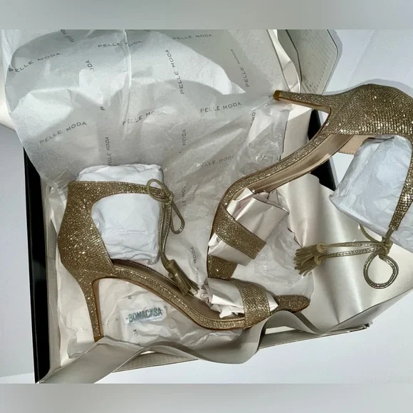 Pelle Moda Roz Mid Heel - size 10 - Gold - ankle ties with tassels - Picture 7 of 12